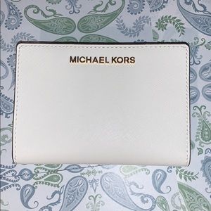 Michael Kors Wallet White
